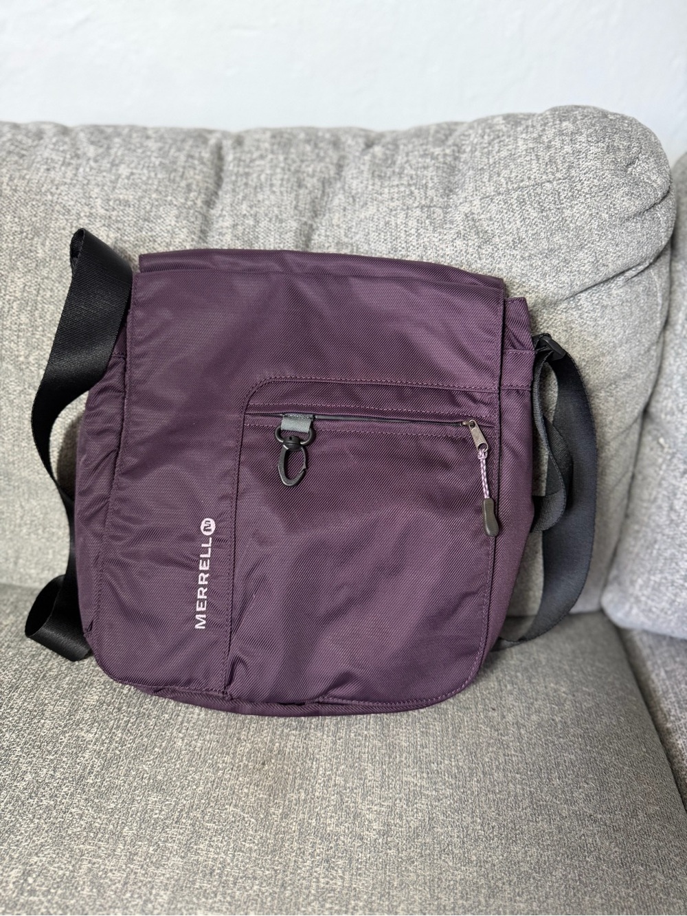 Merrell Unisex Crossbody Messenger Bag - Deep Plum